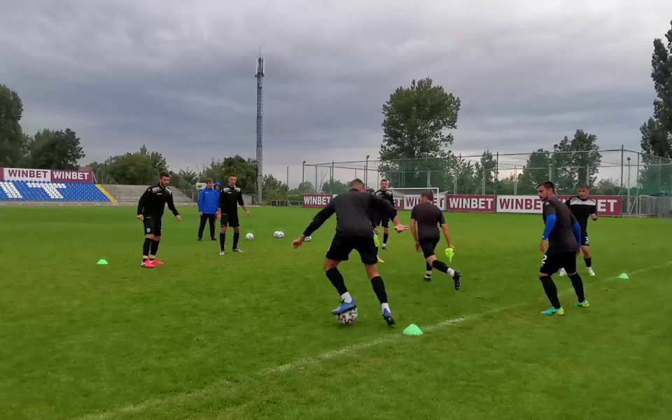 Отборът на Черно море проведе последната си тренировка във Варна