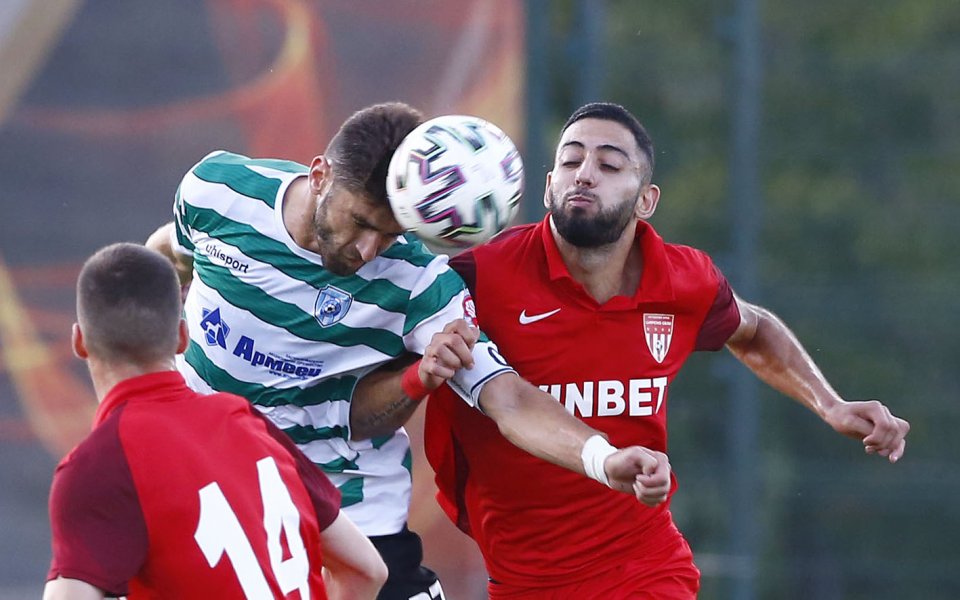 Черно море приема Царско село в последен мач от 21-ия