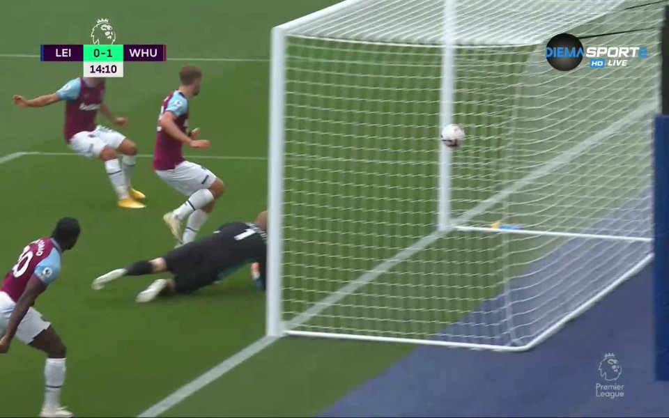 Отборът на Уест Хем изненадващо поведе с 1:0 при гостуването