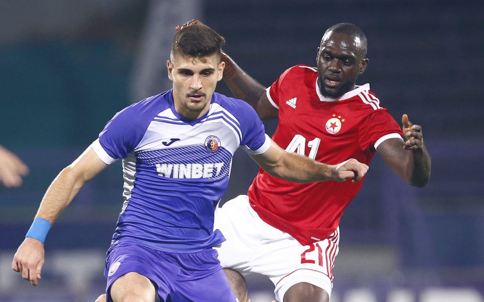 ЦСКА посреща борещия се за своето спасение Етър Велико Търново