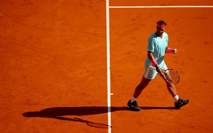 Съперник поиска автограф от Рафа Надал