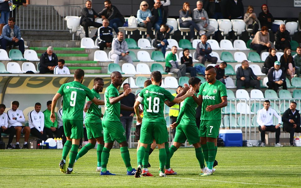 Лудогорец води с 1:0 срещу Царско село в мач от