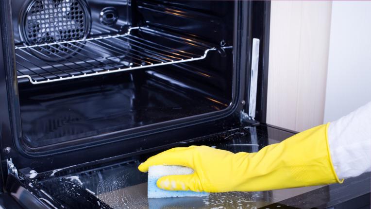 Хитри трикове за почистване на кухненските уреди