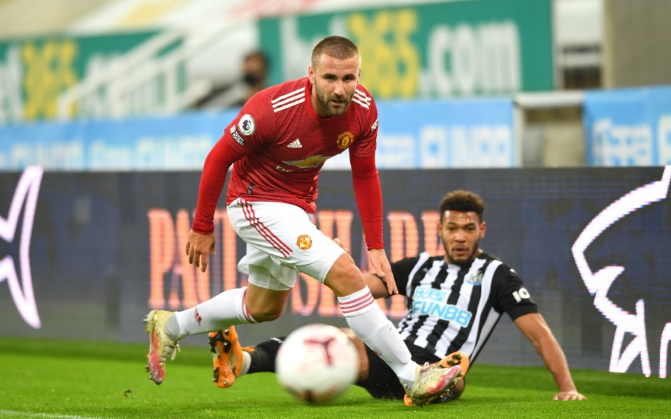 Нюкасъл и Манчестър Юнайтед играят при 1:1 в мач от