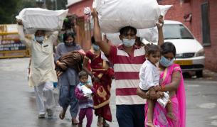 Обезпокоителен доклад за пандемията и миграцията