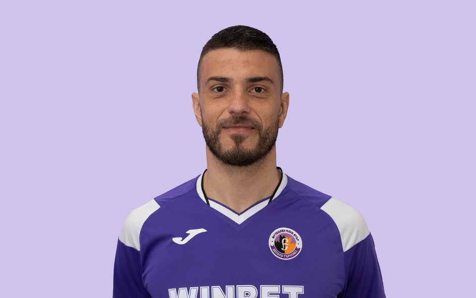 Нападателят на Етър Иван Петков е възстановен и вече поднови