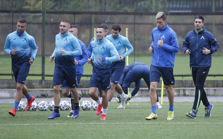 Трио трансферни провали са пред изхода на 