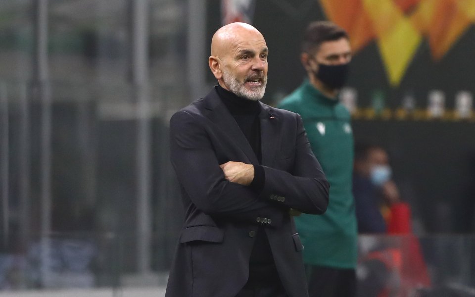 Треньорът на Милан Стефано Пиоли заяви, че критиките и похвалите