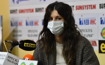 Водещите български тенисистки Цветана Пиронкова и Виктория Томова запазиха позиции