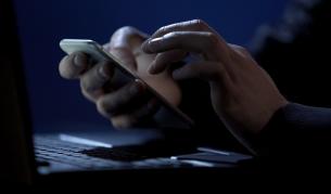 <p>Ало измамници със схема и за лечението на коронавирус</p>