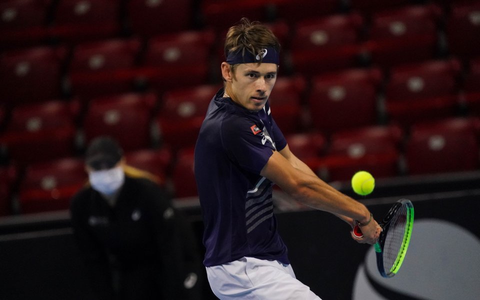 Австралийската тенис звезда Алекс де Минор смята, че всеки би