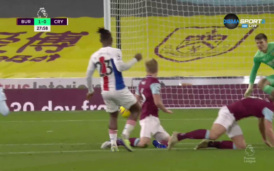 Бърнли победи с 1:0 гостуващия Кристъл Палас в предпоследна среща