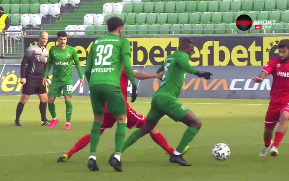 .native-ad-suggested-news { position: relative; margin-bottom: 40px; width: 100%; padding: 20px