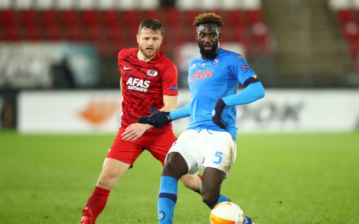 Наполи само с реми в Нидерландия, ще решава всичко в последния мач