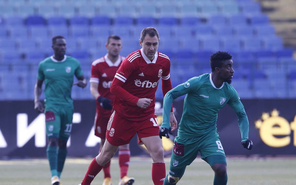 Халфът на ЦСКА 1948 Васил Шопов се превърна в герой