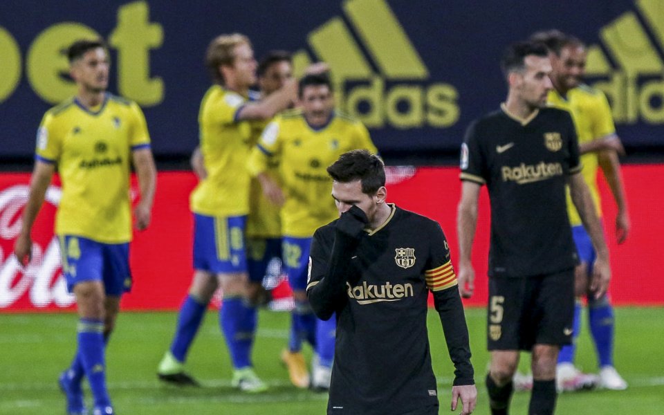 Загубата на Барселона от Кадис доведе до най-лошия старт на