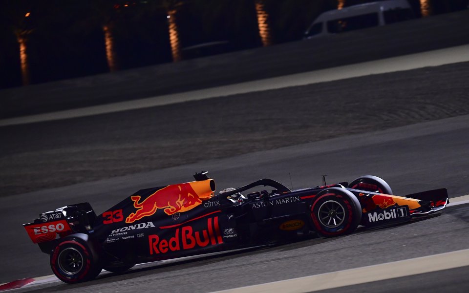 Пилотът на Ред Бул Макс Верстапен записа най-добро време в