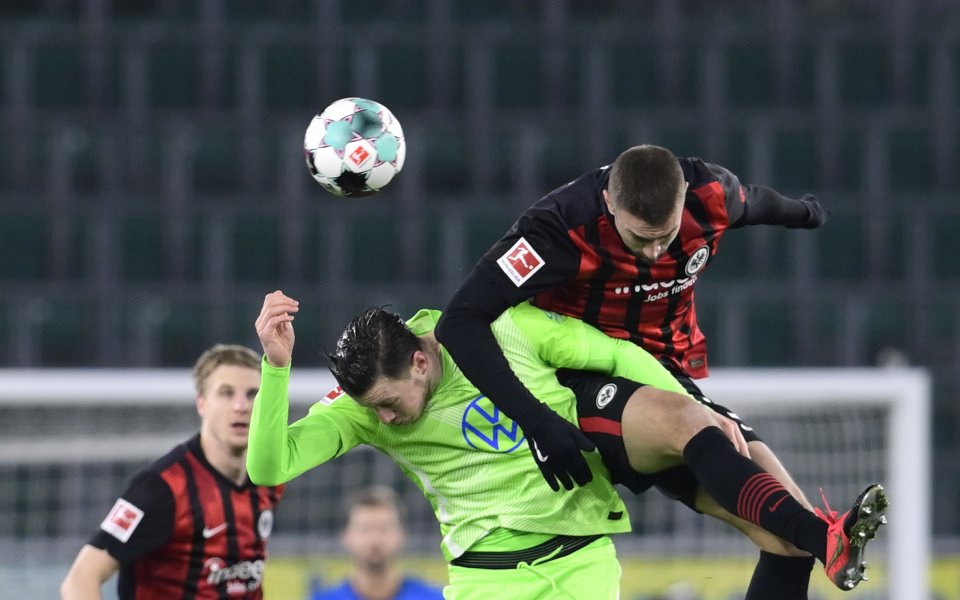 В двубой от 11-ия кръг на Бундеслигата Волфсбург съумя да