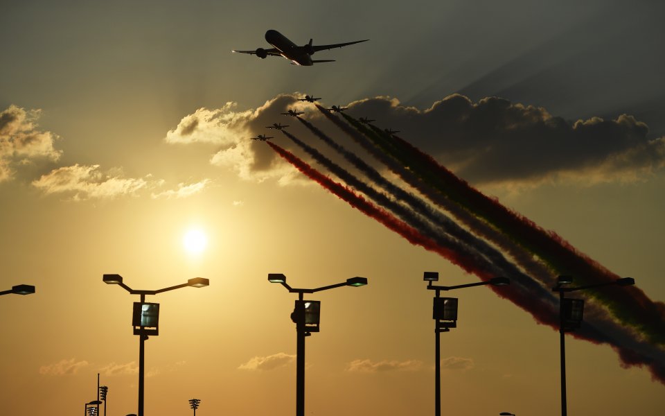 Предстои последният старт от сезон 2020 във Формула 1. Стартът