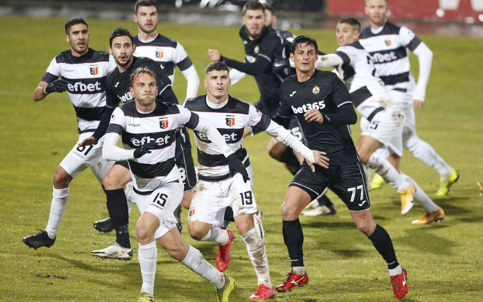 Отборът на Локомотив (Пловдив) е сред отборите с най-клиничен завършек