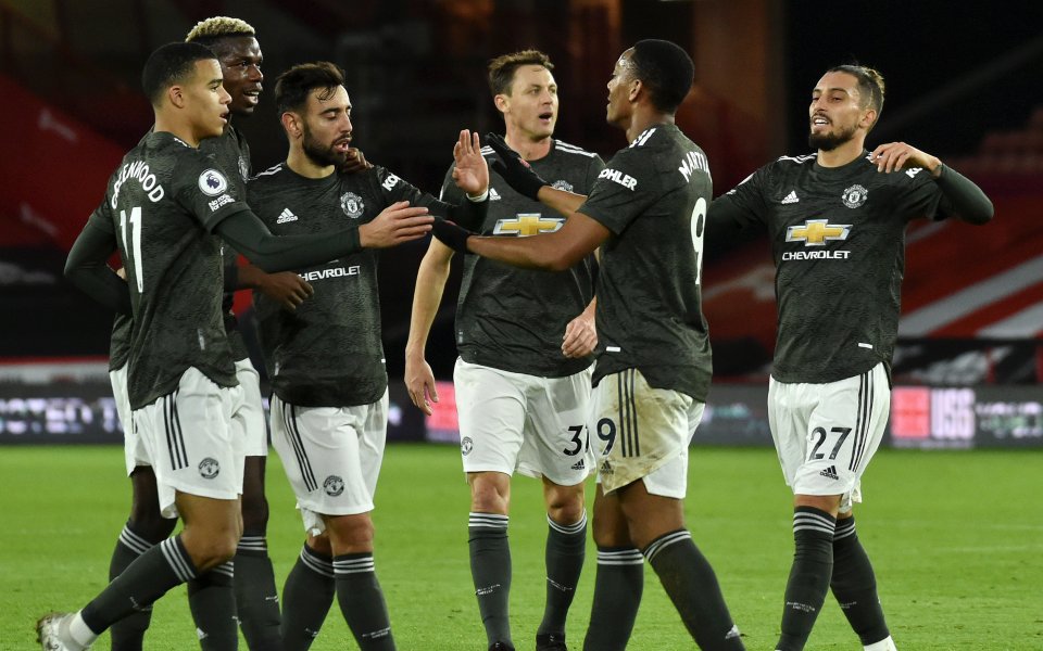 Манчестър Юнайтед постигна нова победа при гостуване, печелейки с 3:2