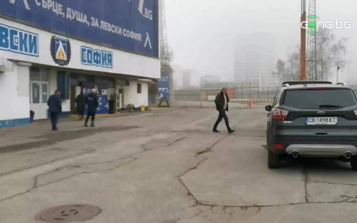 Наско Сираков без коментар след срещата на 