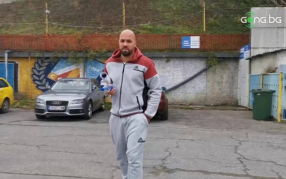 .native-ad-suggested-news { position: relative; margin-bottom: 40px; width: 100%; padding: 20px