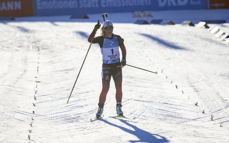 Норвежка спечели спринта в Оберфох, Тодорова пред световната шампионка
