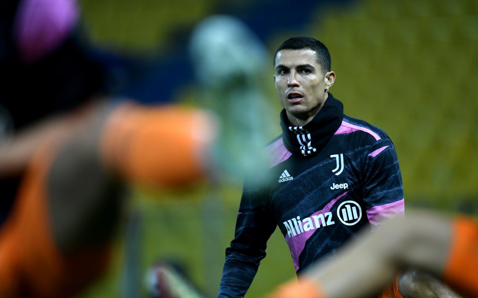 Парма и Ювентус играят при 0:0 в късния съботен двубой