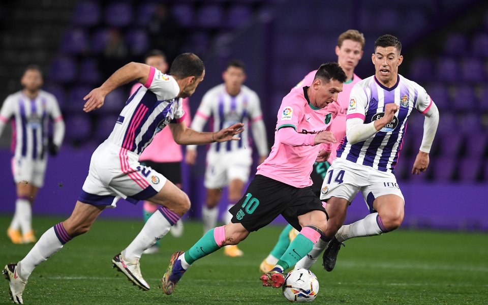 Валядолид и Барселона играят при 0:3 в късния мач от