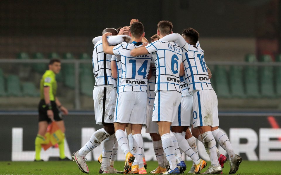 Интер записа важна победа в Серия А, надделявайки над Верона