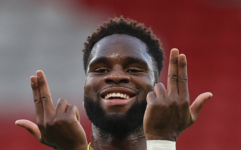 Нападателят на Селтик Едсон Едуард е обект на интерес от