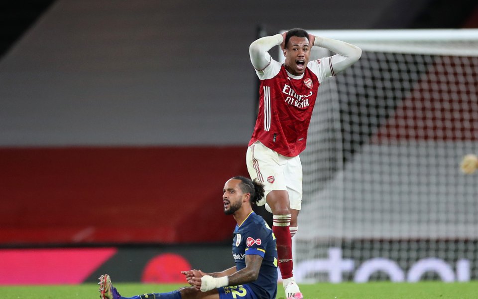 Защитникът на Арсенал Габриел е с положителен тест за коронавирус,