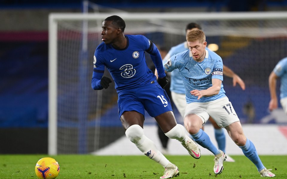 Защитникът на Челси Курт Зума ще играе за Уест Хям,