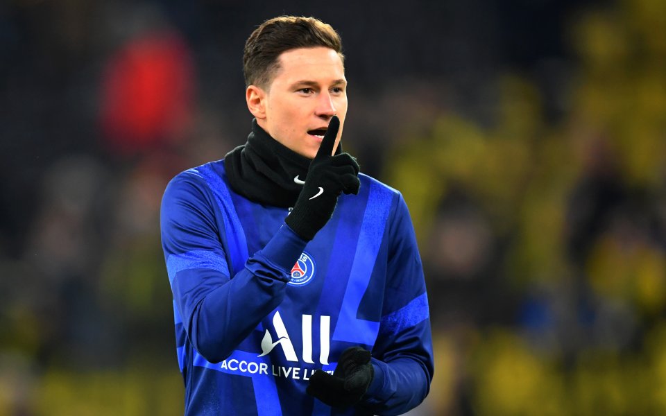 Тимът на Лийдс Юнатйед е възвърнал интереса си към звездата