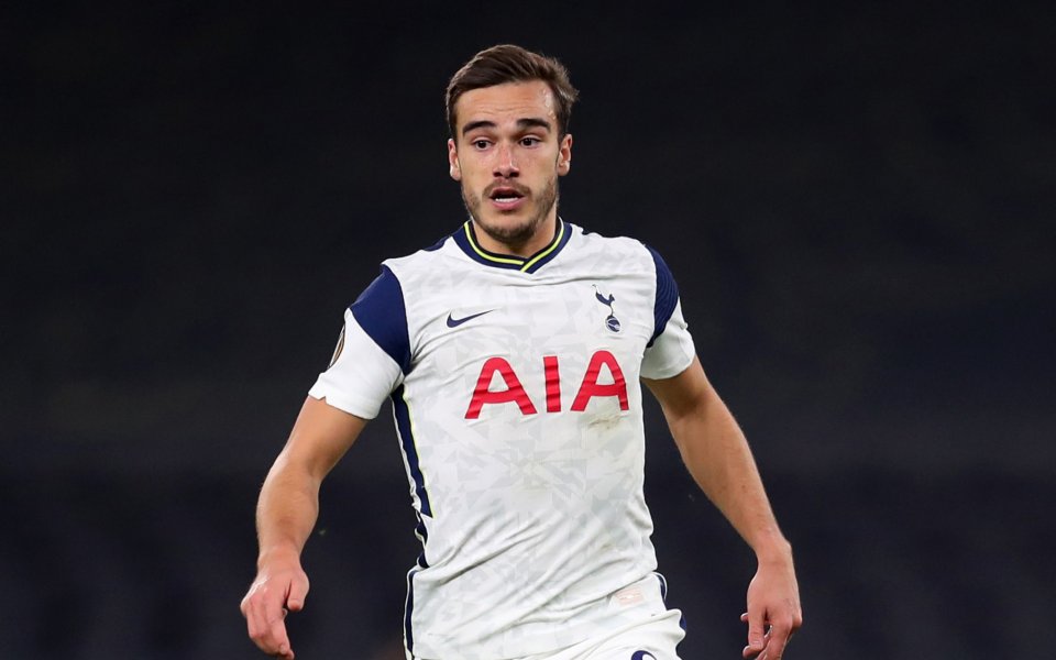 Отборът на Тотнъм е отхвърлил предложение от страна на Валенсия