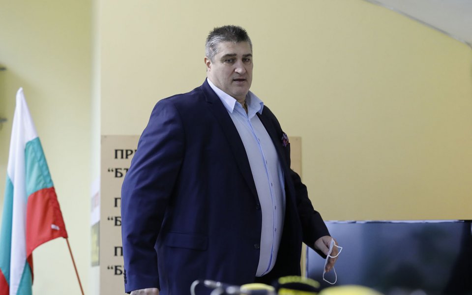 Президентът на Българската федерация по волейбол Любо Ганев бе избран