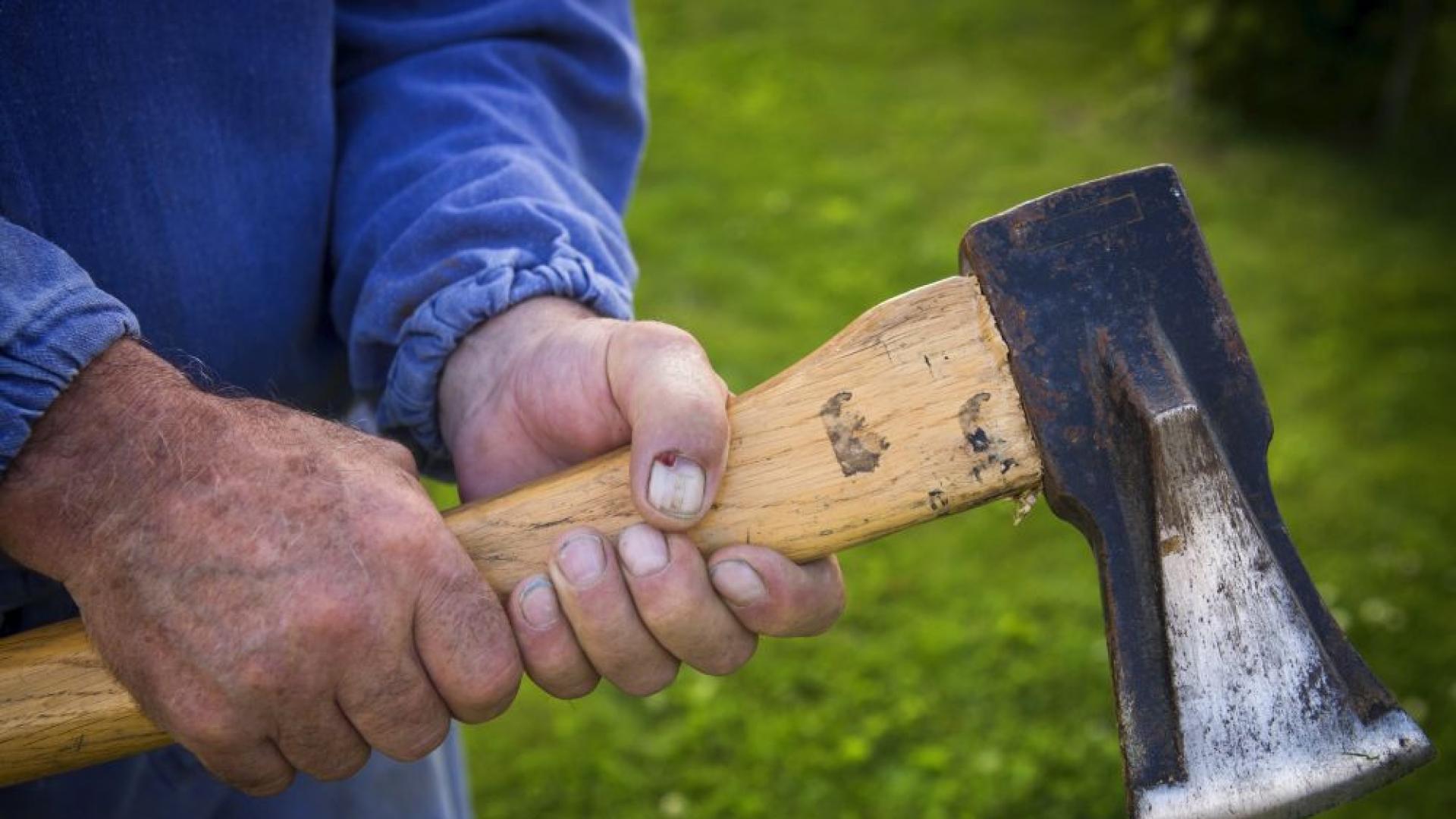 Мъж е пребит посред бял ден на улицата в берковското