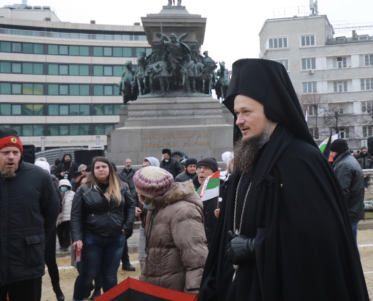 <p>В първия работен ден на депутатите: Протест на площад &quot;Народно събрание&quot;</p>