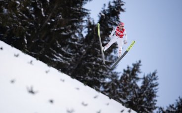 Австрия спечели отборното състезание от Световната купа по ски скокове в