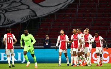Аякс спечели голямото дерби на Нидерландия с 1 0 Двата отбора