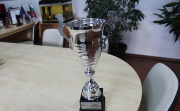 Кметът на град Ихтиман Калоян Илиев беше награден с почетна