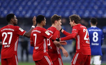 Отборите на Шалке и Байерн Мюнхен играят при резултат 0 1 в