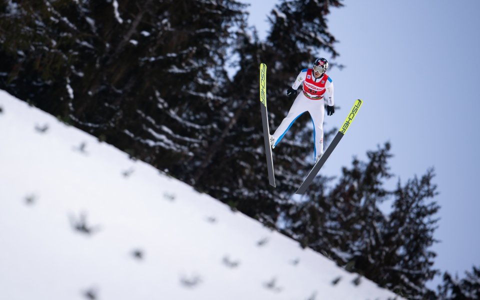 Норвежецът Роберт Йохансон спечели състезанието от Световната купа по ски-скокове