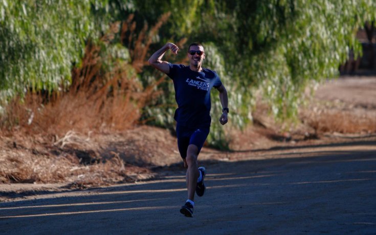 Иво Балабанов подобри рекорда на Калифорнийския баптистки университет на 8 км крос кънтри