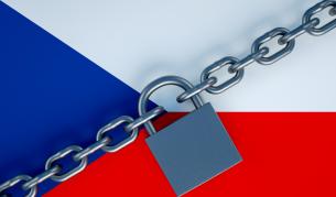 Чехия засилва мерките срещу COVID-19, какво се променя