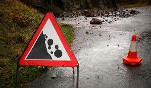 Земна и скална маса се срути във Велико Търново