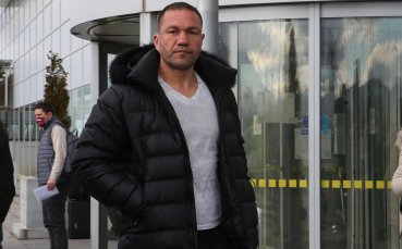 Българският боксьор в тежка категория Кубрат Пулев се завърна в