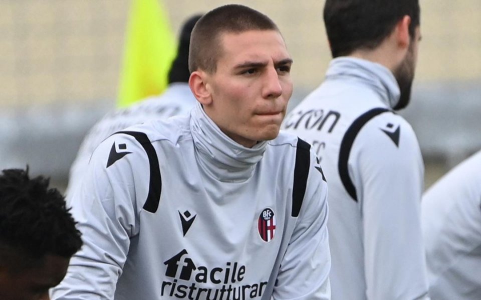 Доскорошният бранител на ЦСКА Валентин Антов може да направи своя