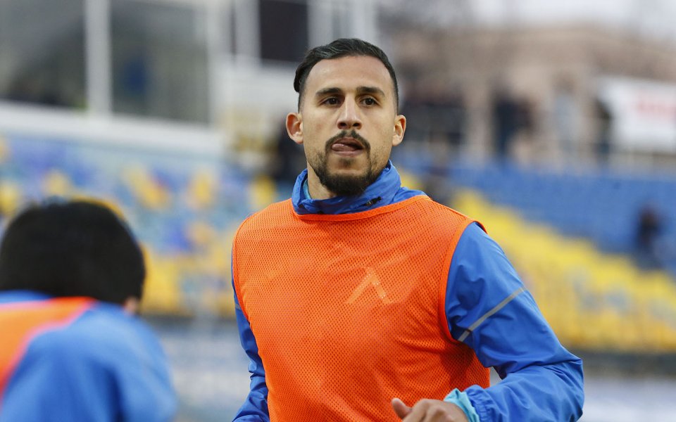 Левият краен бранител на Левски Файсал Рерас ще бъде готов